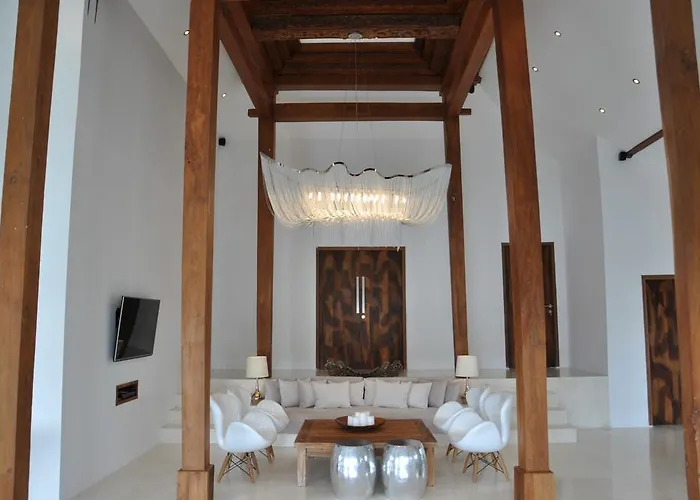 Villa Is Simple Bali Canggu