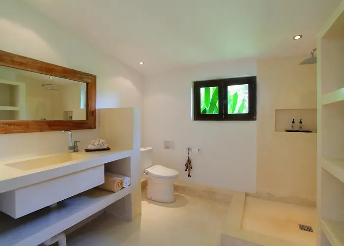Villa Is Simple Bali